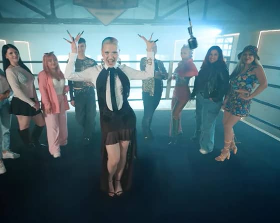 Women on the boxing ring during a commercial ad shoot in Barcelona. — GP360 Barcelona